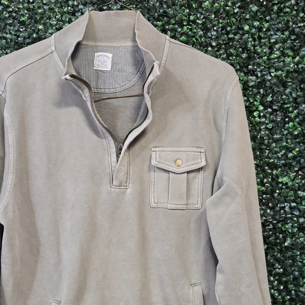 Brooks Brothers Men's Zip-Up Sweater - Picture 5 of 6